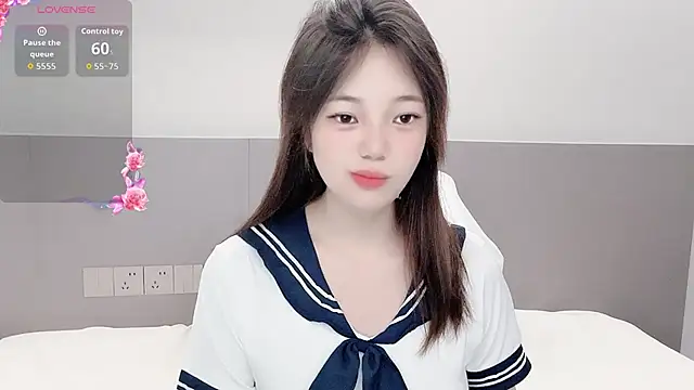 Snapshot of Lucky_zhizhi chatting on 07-24-26, 05:47 Lucky zhizhi online show from 07-24-26, 05:47