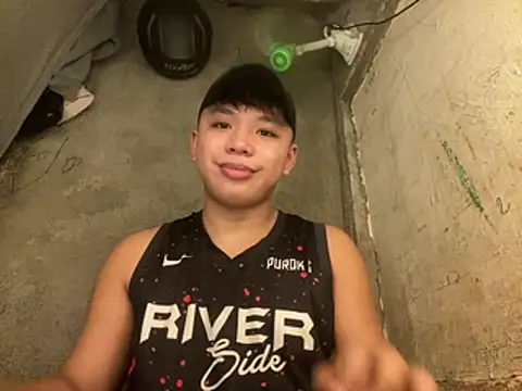 Snapshot of urasianrey chatting on 05-02-26, 04:45 urasianrey online show from 05-02-26, 04:45