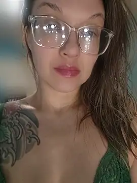NicolePearl online show from 06-25-26, 12:41