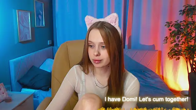 Snapshot of Megg_Ryan chatting on 05-15-26, 02:04 Megg Ryan online show from 05-15-26, 02:04