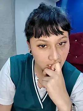 Snapshot of brunne_eva chatting on 05-05-26, 05:32 brunne eva online show from 05-05-26, 05:32