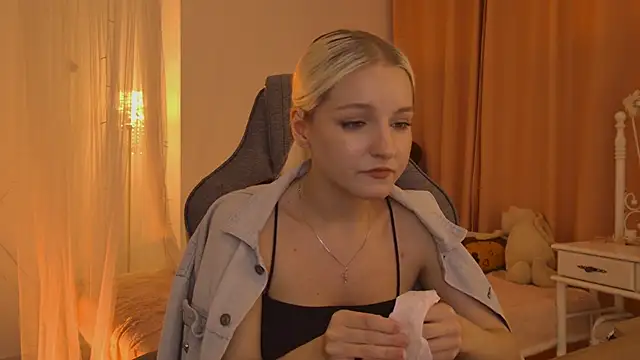 ViolaMore online show from 07-02-26, 03:23