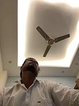 Meet NEW DELHI online show from 03-14-26, 07:47