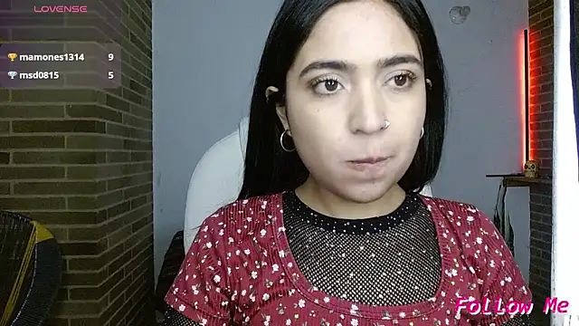 sweet-little online show from 03-18-26, 06:53