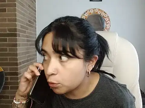 sweet-little online show from 03-16-26, 08:44