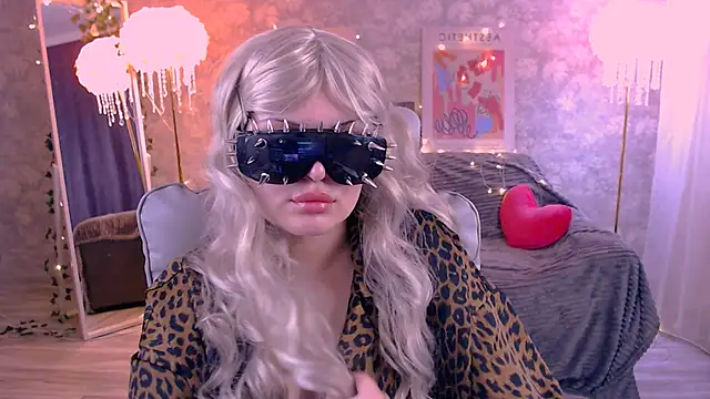 DaisyBloomm online show from 03-10-26, 03:27