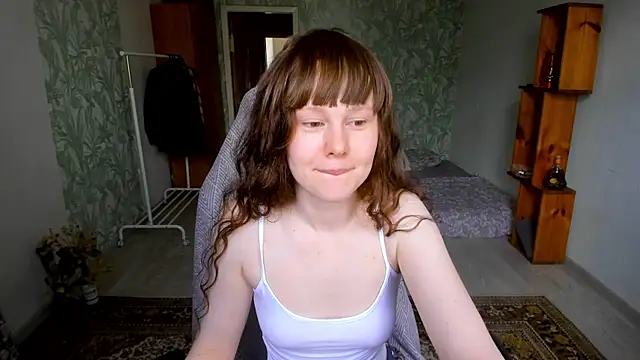 Snapshot of NikiCozy chatting on 06-25-26, 02:20 NikiCozy online show from 06-25-26, 02:20