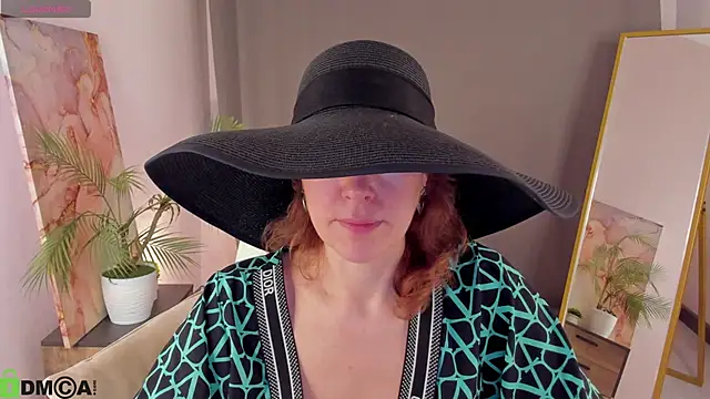 LeticiaRomano online show from 04-10-26, 03:46