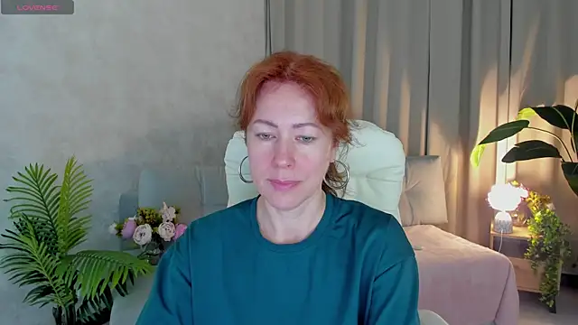 Snapshot of LeticiaRomano chatting on 05-22-26, 03:59 LeticiaRomano online show from 05-22-26, 03:59