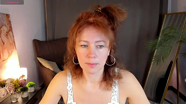 LeticiaRomano online show from 03-27-26, 03:48