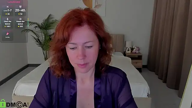 Snapshot of LeticiaRomano chatting on 05-07-26, 04:06 LeticiaRomano online show from 05-07-26, 04:06