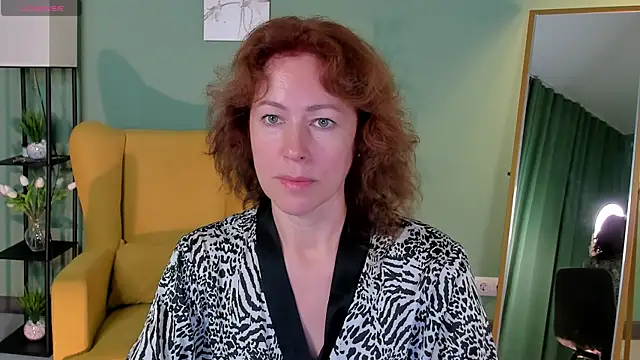 LeticiaRomano online show from 06-15-26, 04:12