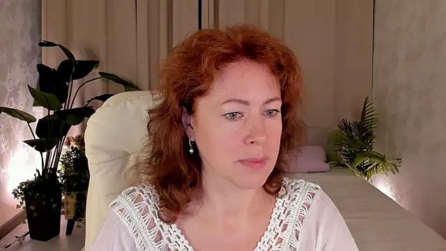 Snapshot of LeticiaRomano chatting on 06-04-26, 04:06 LeticiaRomano online show from 06-04-26, 04:06