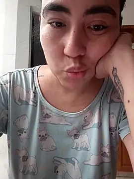 Snapshot of SweetHairy chatting on 03-27-26, 12:28 SweetHairy online show from 03-27-26, 12:28