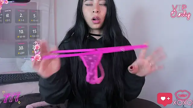 Lillypinky1 online show from 04-05-26, 03:40