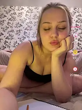 Snapshot of keeeessyyy chatting on 07-02-26, 10:38 keeeessyyy online show from 07-02-26, 10:38