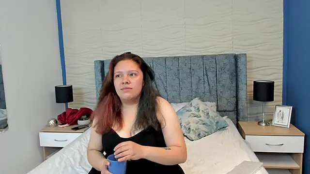 Chloe Deker online show from 03-11-26, 12:43