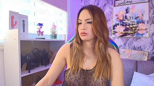 Snapshot of Katalina_Alvarezz chatting on 04-21-26, 05:19 Katalina Alvarezz online show from 04-21-26, 05:19