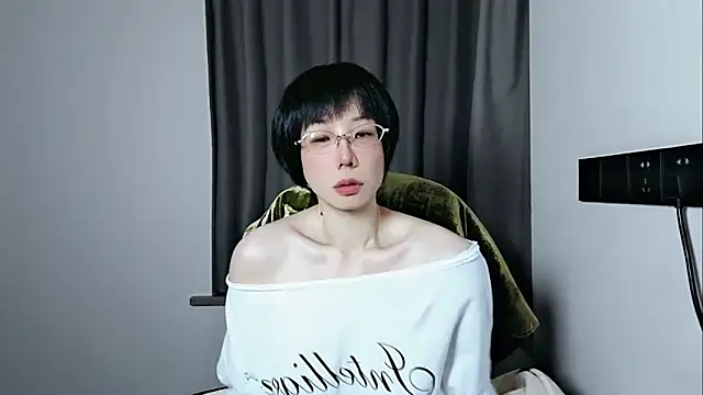 lin lin 520 520 online show from 04-30-26, 04:36