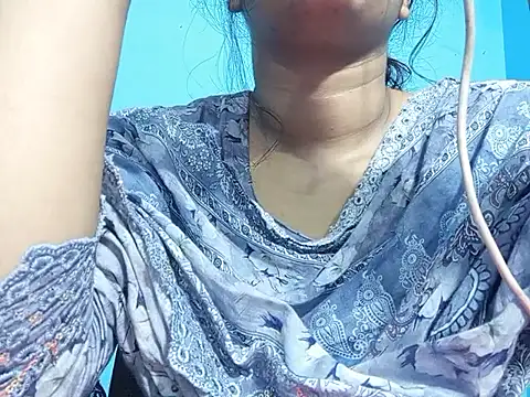 Emma 4433 online show from 04-16-26, 09:39