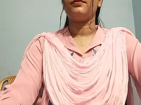 Emma 4433 online show from 04-21-26, 06:03