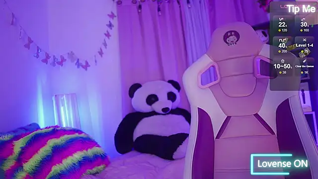 nahomy 2308 online show from 04-17-26, 11:57