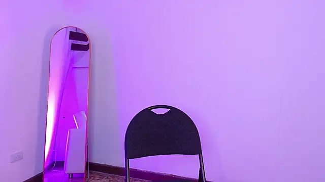 Snapshot of CathMeow_ chatting on 05-27-26, 10:39 CathMeow online show from 05-27-26, 10:39