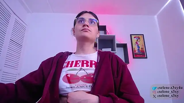 selene cutie online show from 04-21-26, 05:08