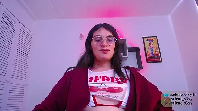 selene cutie online show from 04-10-26, 05:42