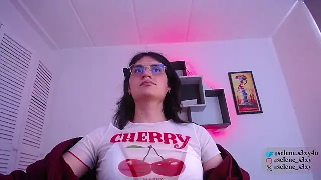 selene cutie online show from 04-15-26, 05:06