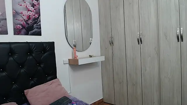 Tamar4 f00x online show from 04-18-26, 01:02