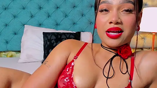 Snapshot of LiahGrey chatting on 07-25-26, 08:59 LiahGrey online show from 07-25-26, 08:59