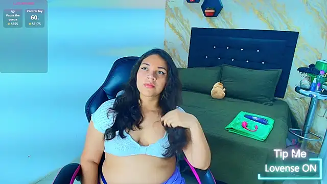 scarlettt  joness online show from 04-01-26, 02:57