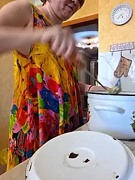  LOLA-LOLA  online show from 06-14-26, 12:39