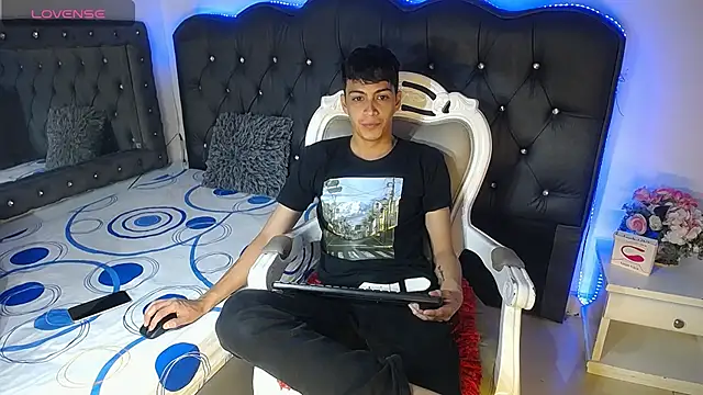 Jeremias1  online show from 03-11-26, 11:48