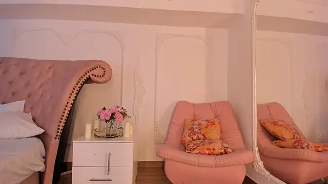 LucianaBlanco  online show from 04-26-26, 03:09