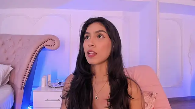 LucianaBlanco  online show from 05-07-26, 09:07