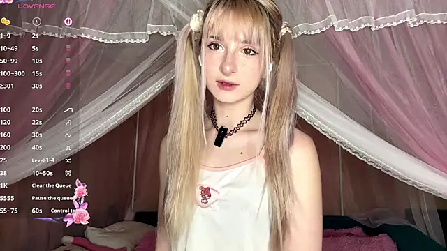 OnlyEva1 online show from 04-05-26, 08:10