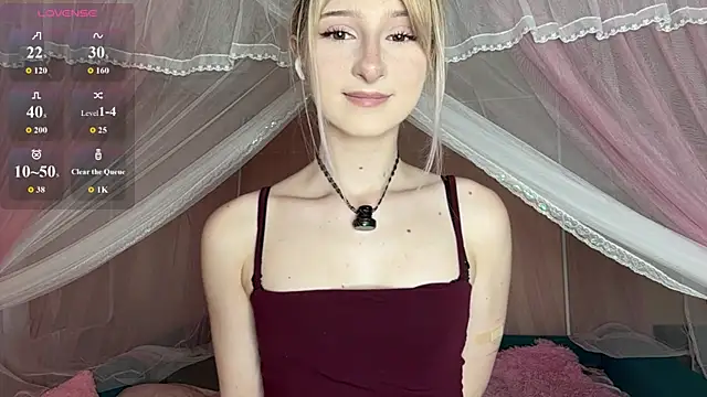 OnlyEva1 online show from 06-26-26, 10:43