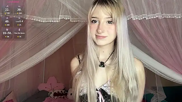 Snapshot of OnlyEva1 chatting on 06-03-26, 08:59 OnlyEva1 online show from 06-03-26, 08:59