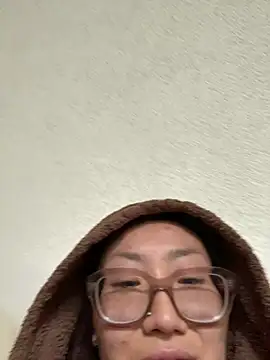 aliciahebixxx online show from 05-25-26, 06:06
