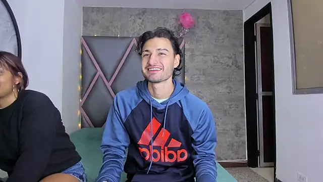 Wolf Kitty online show from 04-06-26, 11:22