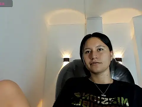 Snapshot of isabella_grace18 chatting on 07-09-26, 07:42 isabella grace18 online show from 07-09-26, 07:42