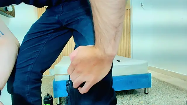 JEAN LEWIS2 online show from 03-19-26, 07:25