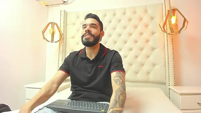 JEAN LEWIS2 online show from 04-21-26, 07:31