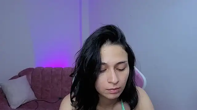 Snapshot of miss__madison chatting on 04-15-26, 08:53 miss madison online show from 04-15-26, 08:53