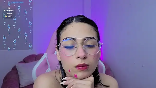 Snapshot of miss__madison chatting on 04-06-26, 09:49 miss madison online show from 04-06-26, 09:49