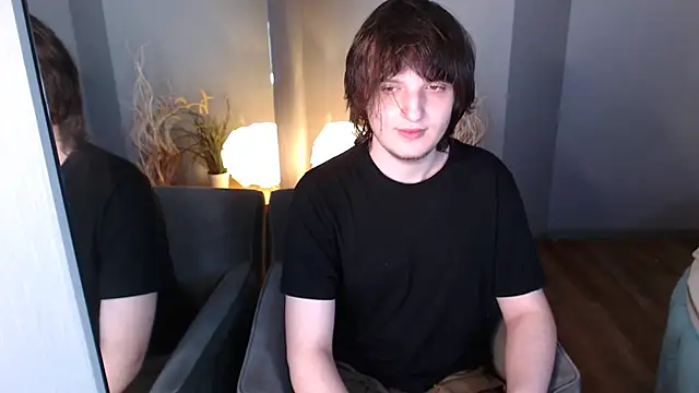 Snapshot of delalex chatting on 05-13-26, 10:28 delalex online show from 05-13-26, 10:28