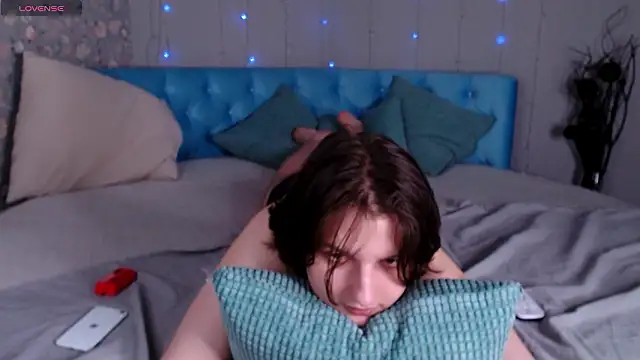 delalex online show from 03-12-26, 08:02