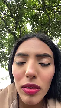 sylphiee  online show from 04-11-26, 07:28